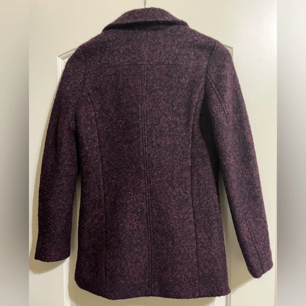 NWT H&M Divided Women's Wool Blend Black and Burgundy Zip Up Coat Jacket 2 - Picture 4 of 6